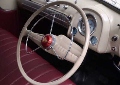 1954 Holden FJ Special vue poste de conduite