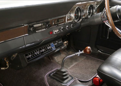 1967 Ford Falcon XR GT Sedan vue climatisation