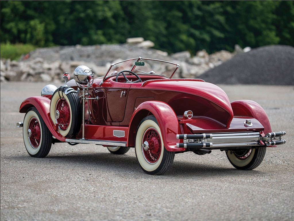 1929 Auburn 120 Eight Speedster vue trois quarts arrière droit - Hershey Auction. 1929 Auburn 120 Eight Speedster vue trois quarts arrière droit - Hershey Auction.