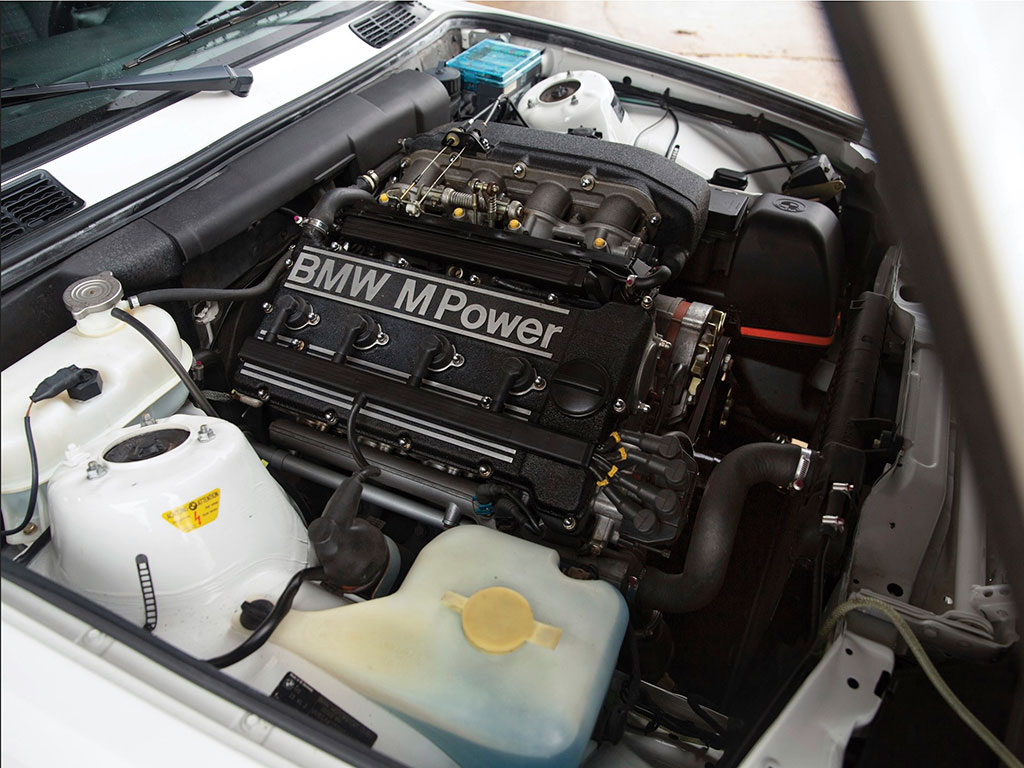1991 BMW E30 M3 moteur 6 cylindres de 200 chevaux - London Auction