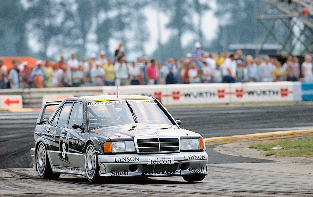 1990 Kurt Thiim gagne sur 2.5-16 EVO II DTM à Diepholz Airfield Race. 1990 Kurt Thiim gagne sur 2.5-16 EVO II DTM à Diepholz Airfield Race.