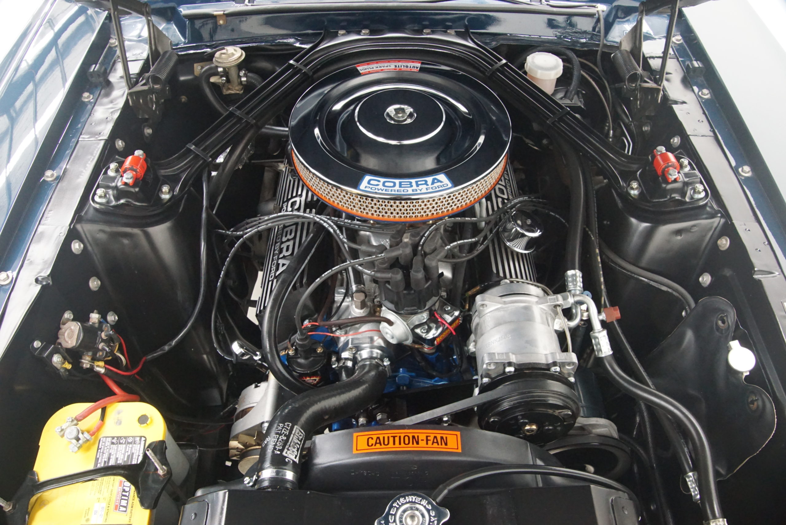 1967 Shelby Mustang GT350 Fastback moteur vue de face - Shannons Auctions avril 2021.