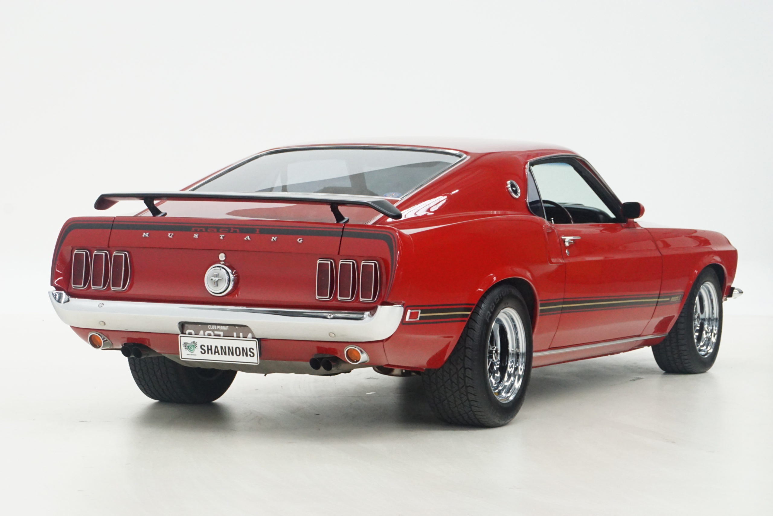 1969 Ford Mustang Mach 1 Fastback trois quarts arrière droit - Shannons Auctions avril 2021.