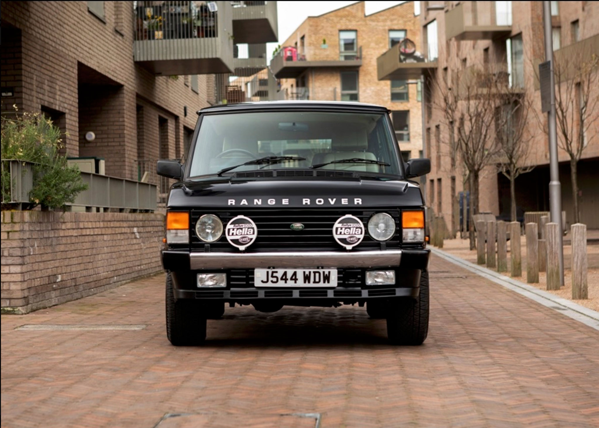 1991 Range Rover CSK restauration complète entre 2012 et 2018 - Coups de Coeur Historics Auctioneers.