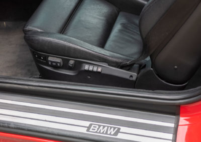 1992 BMW 850i siège électrique à mémoire et chauffant.
