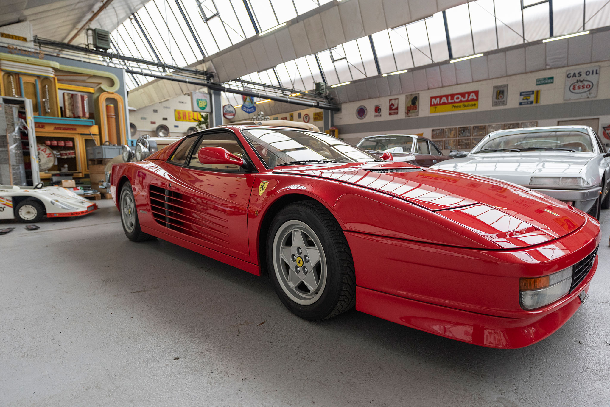 1991 Ferrari Testarossa CHF 135'000 hors frais - Gstaad 2021.