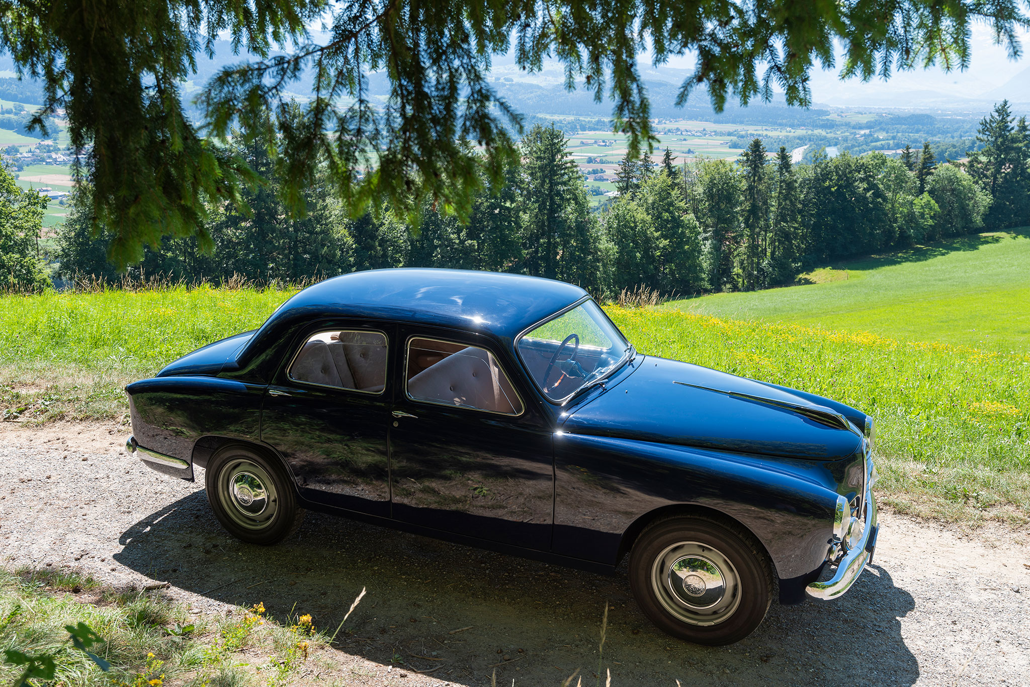 1951 Alfa Romeo 1900 Abarth plus de 17 000 exemplaires de la berline 1900.