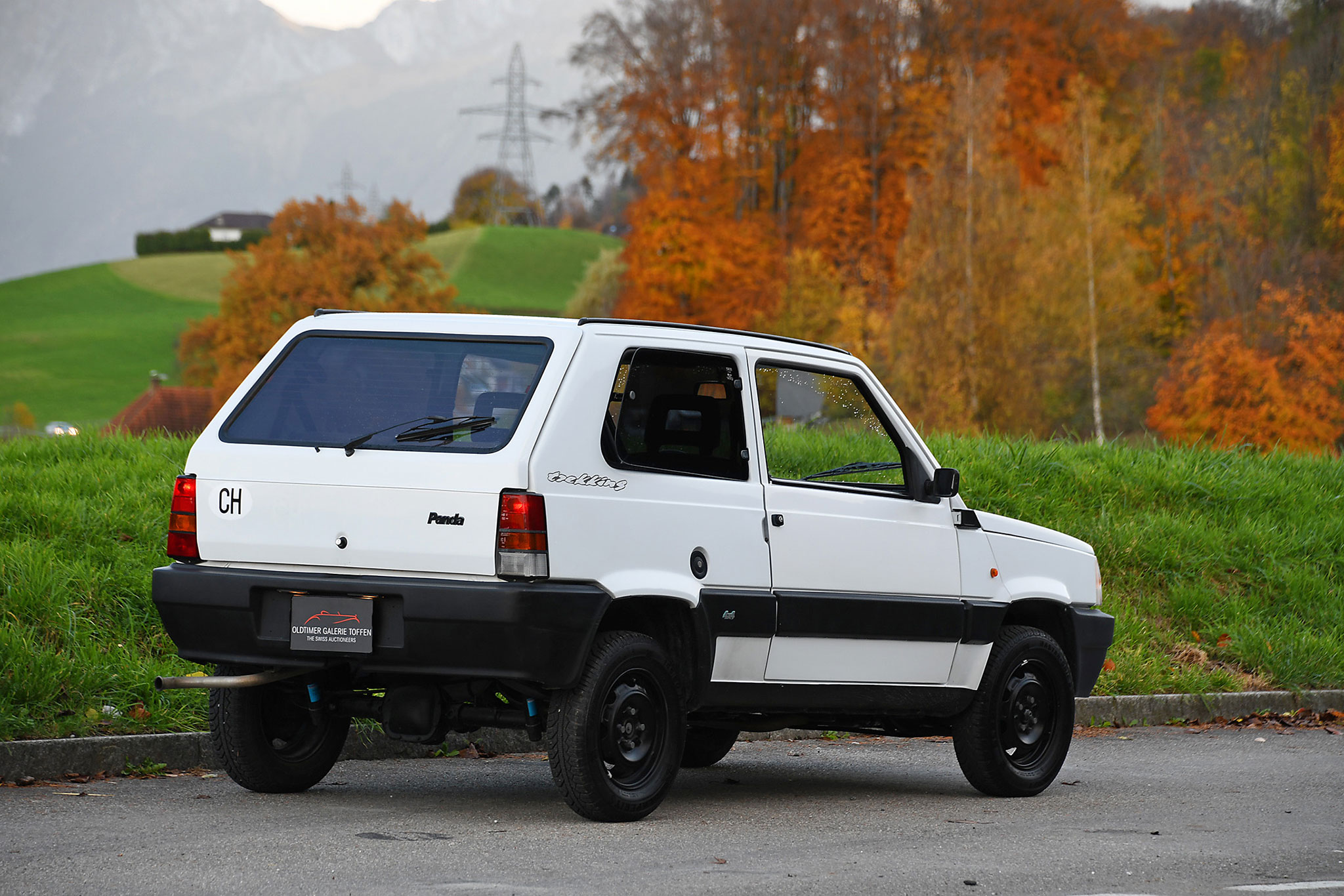 1992 Fiat Panda 4x4 Trekking une série spéciale de la grimpeuse hors pair.