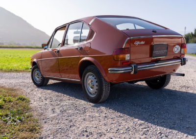 1976 Alfa Romeo Alfasud 1.2 Super – le dessin de berline avec hayon faisait fureur dans les années 70 - Véhicules d'Exception.